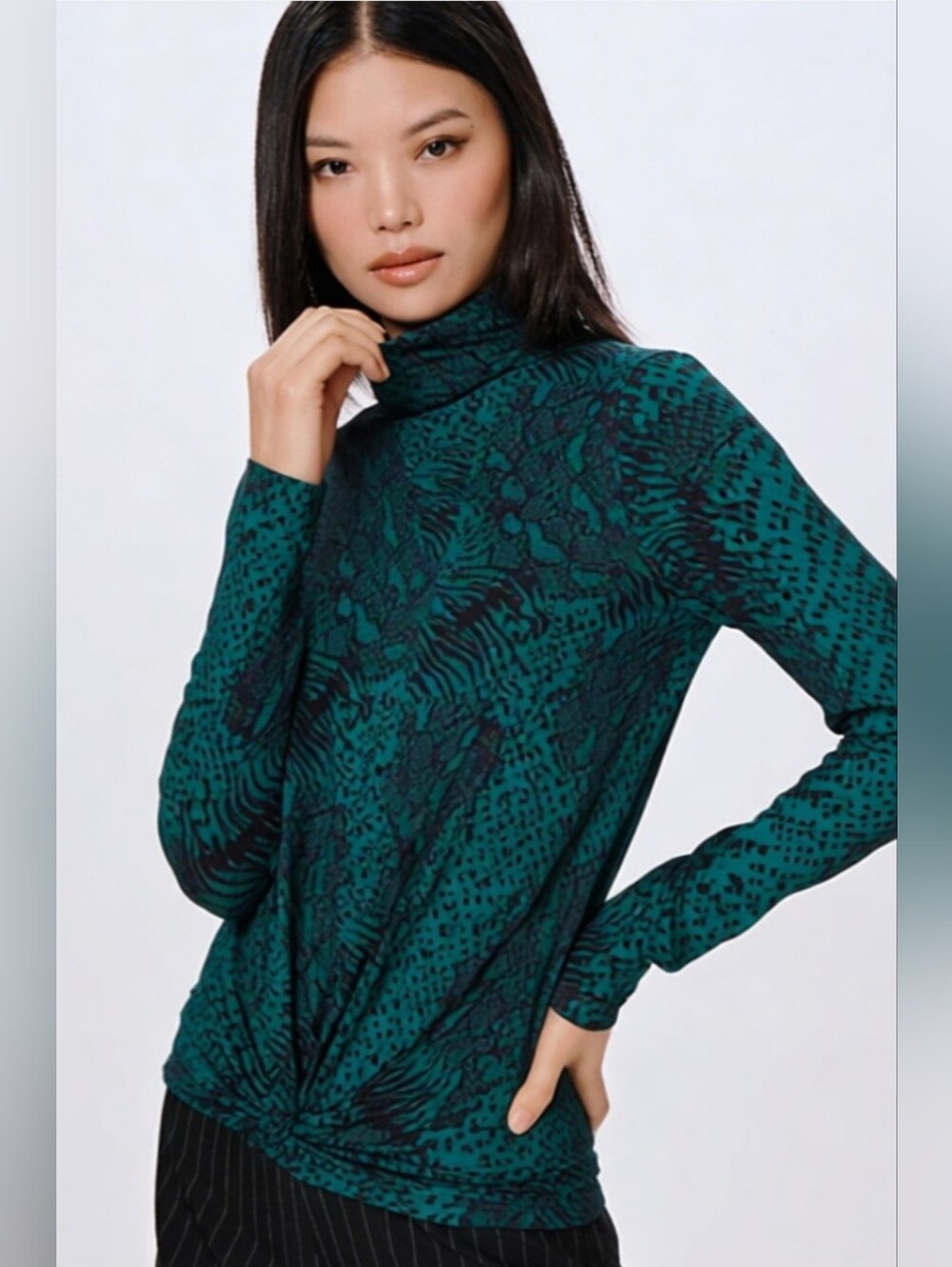 NWT Jennifer Lopez Teal Green Animal Print Mock Neck Top
